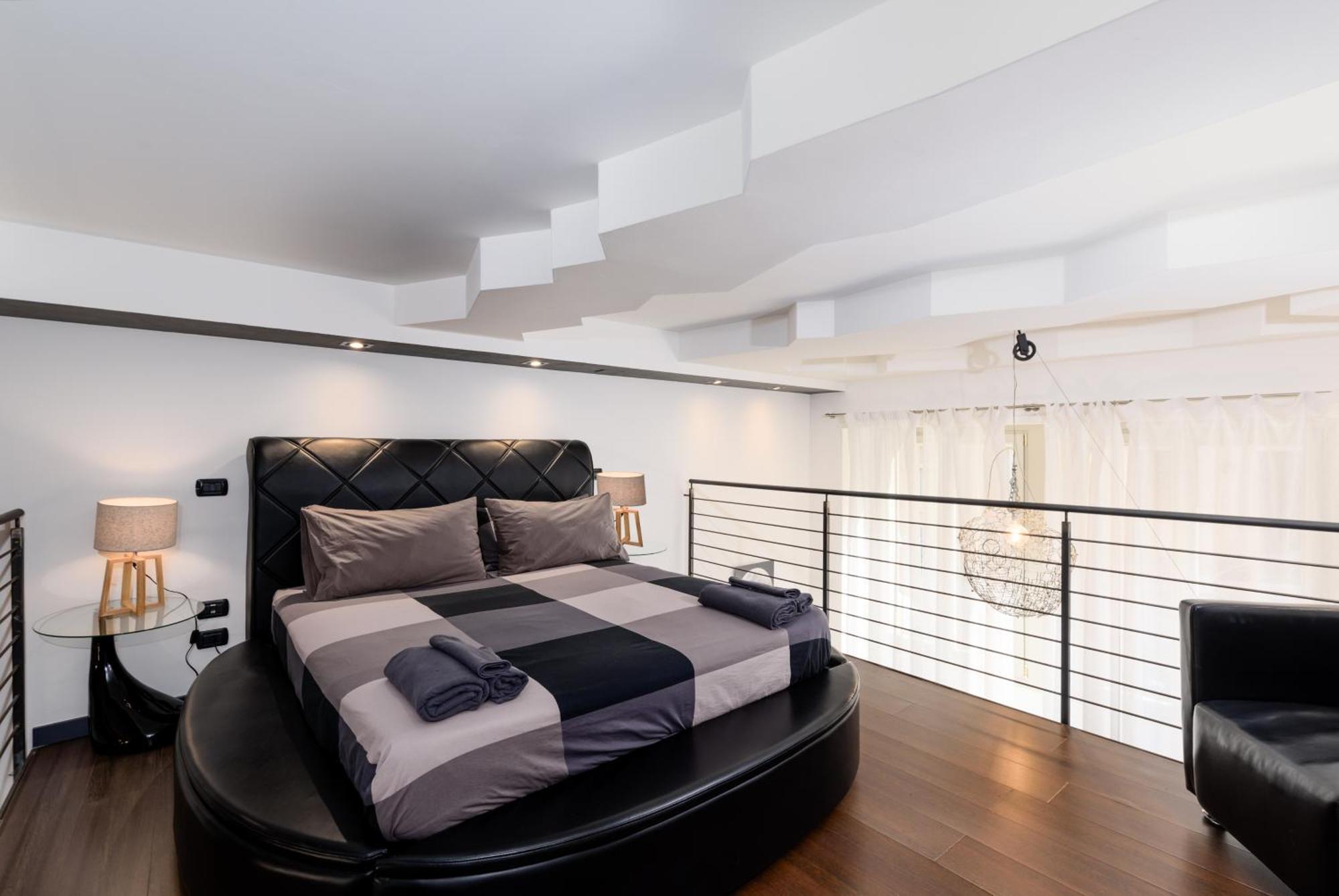 Moderno Loft A 150Mt Dalla Metro "Bernini" Turín Exterior foto