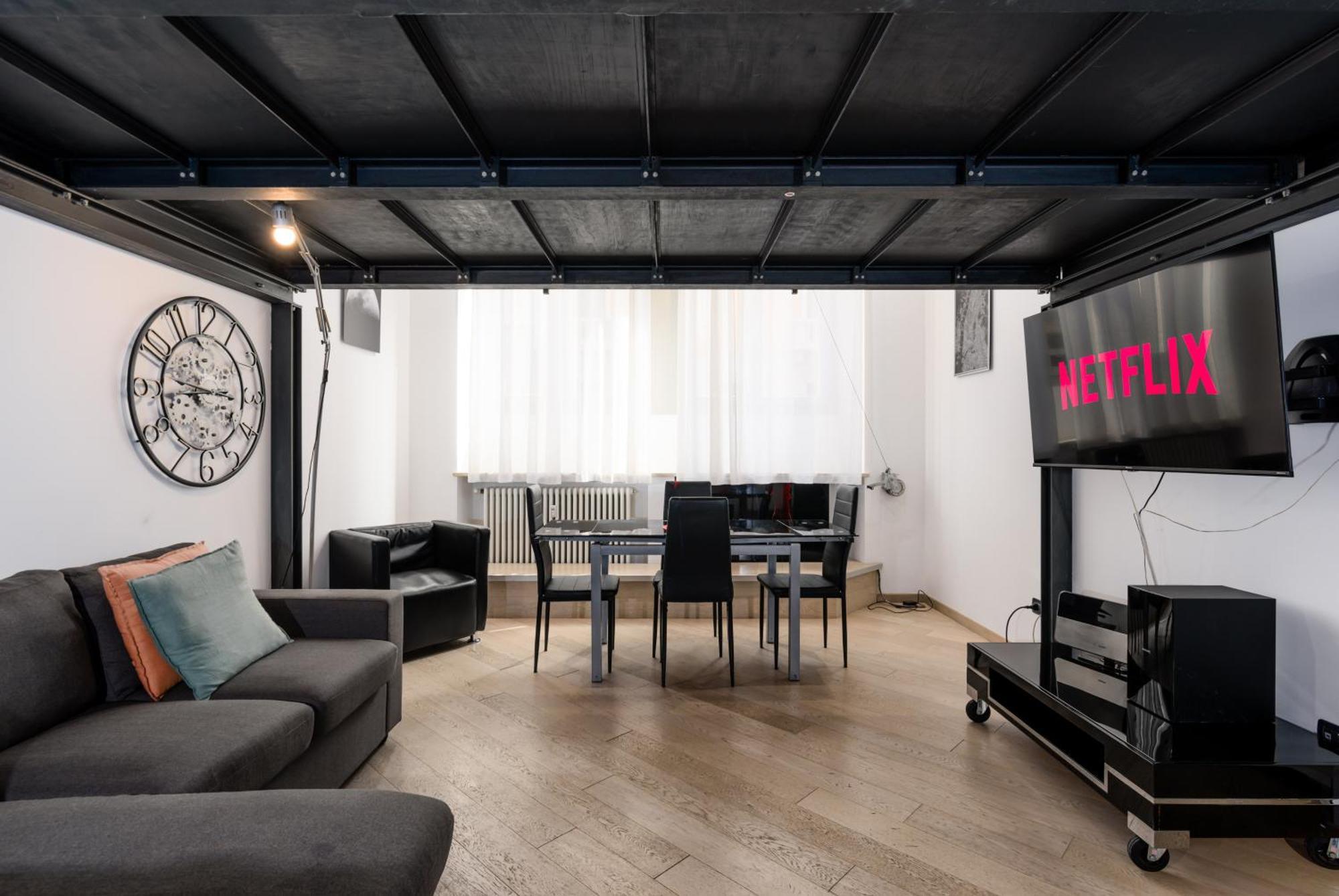 Moderno Loft A 150Mt Dalla Metro "Bernini" Turín Exterior foto